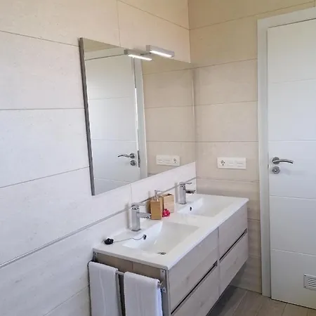 Villa “la Florida” - Wonderful Views - Pool - Wifi *